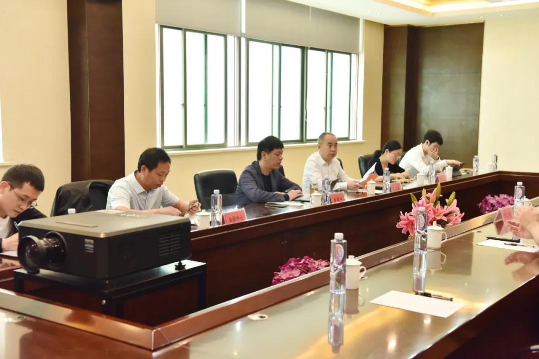 1623233951446016708.jpg b04.jpg